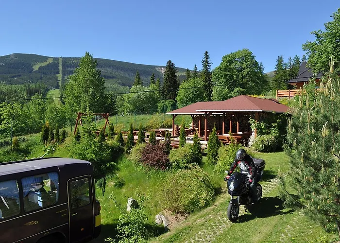 לינה וארוחת בוקר Arnika קרפאז'