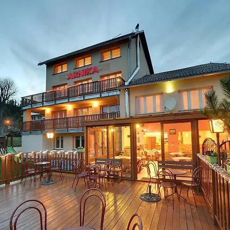 Arnika 3*