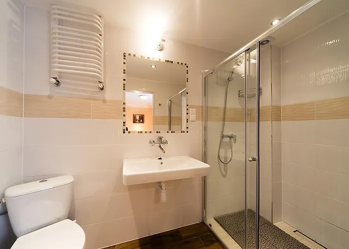 Alojamento de Acomodação e Pequeno-almoço Arnika 3*